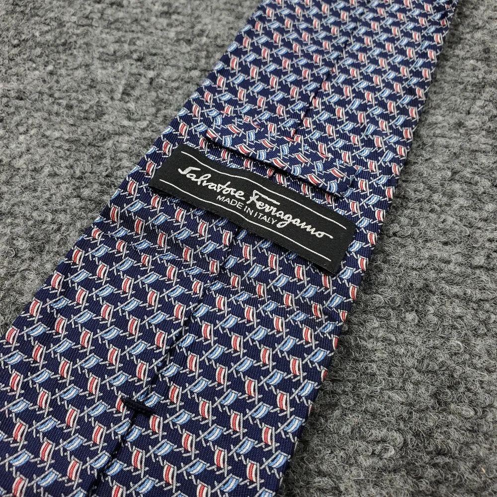 Salvatore Ferragamo Silk Tie Beach Chair Print Formal Navy Blue Made In Italy
